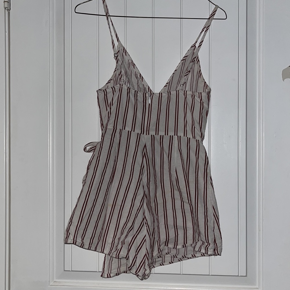 Tobi Romper - Picture 3 of 3